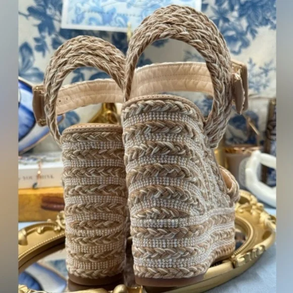 NWOT Gianni Bini Tan Wedge Espadrilles with Woven Braided Straps And Beaded - Picture 5 of 9